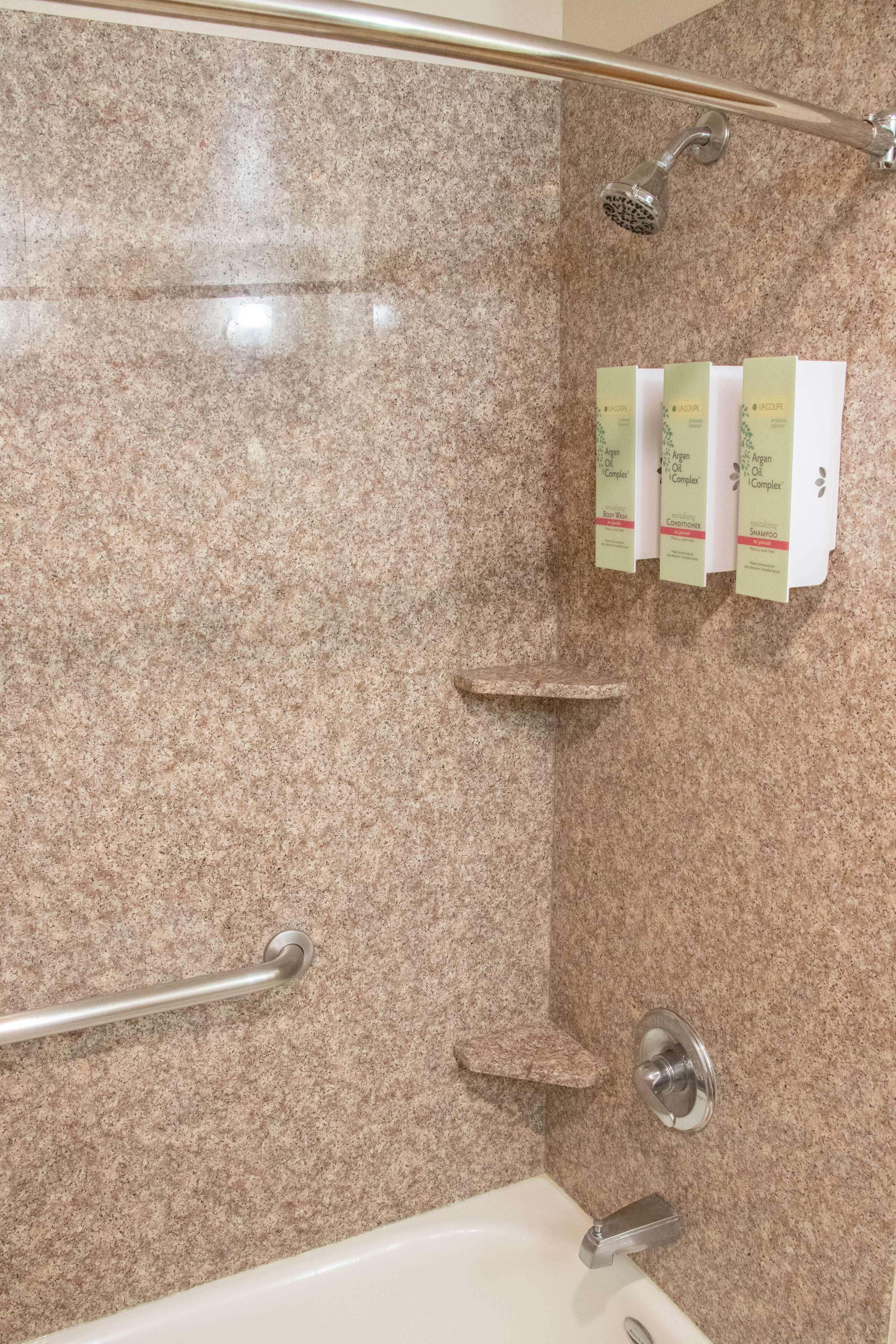 Best Western I-5 Inn & Suites Lodi Εξωτερικό φωτογραφία