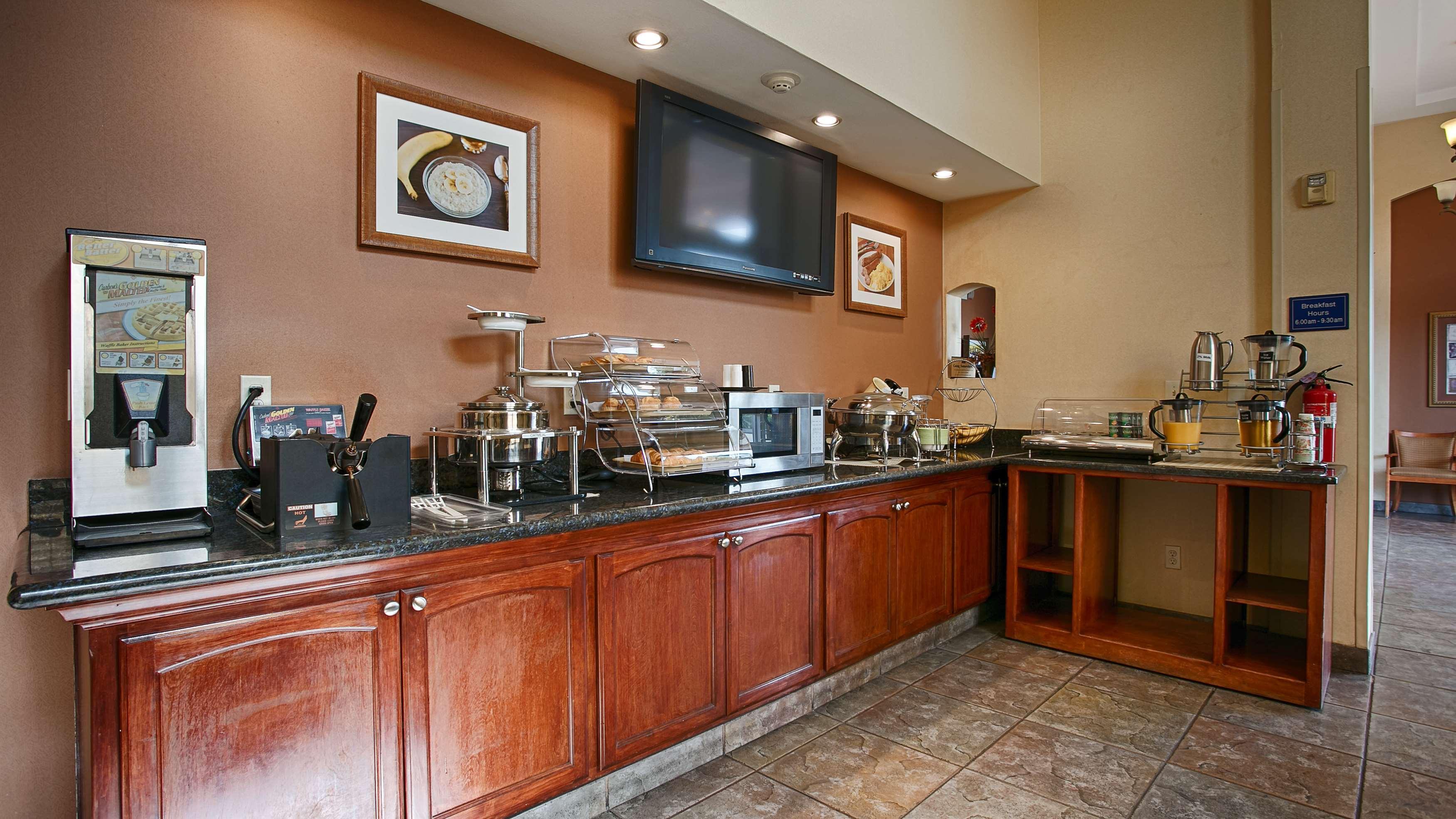 Best Western I-5 Inn & Suites Lodi Εξωτερικό φωτογραφία